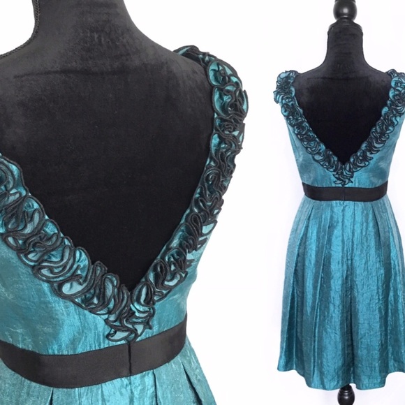 Teal fit and flare dress - Picture 3 of 5